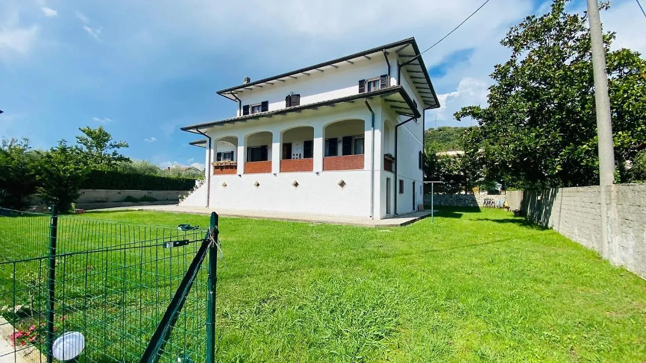 Villa Flora Affittacamere Luni Italy