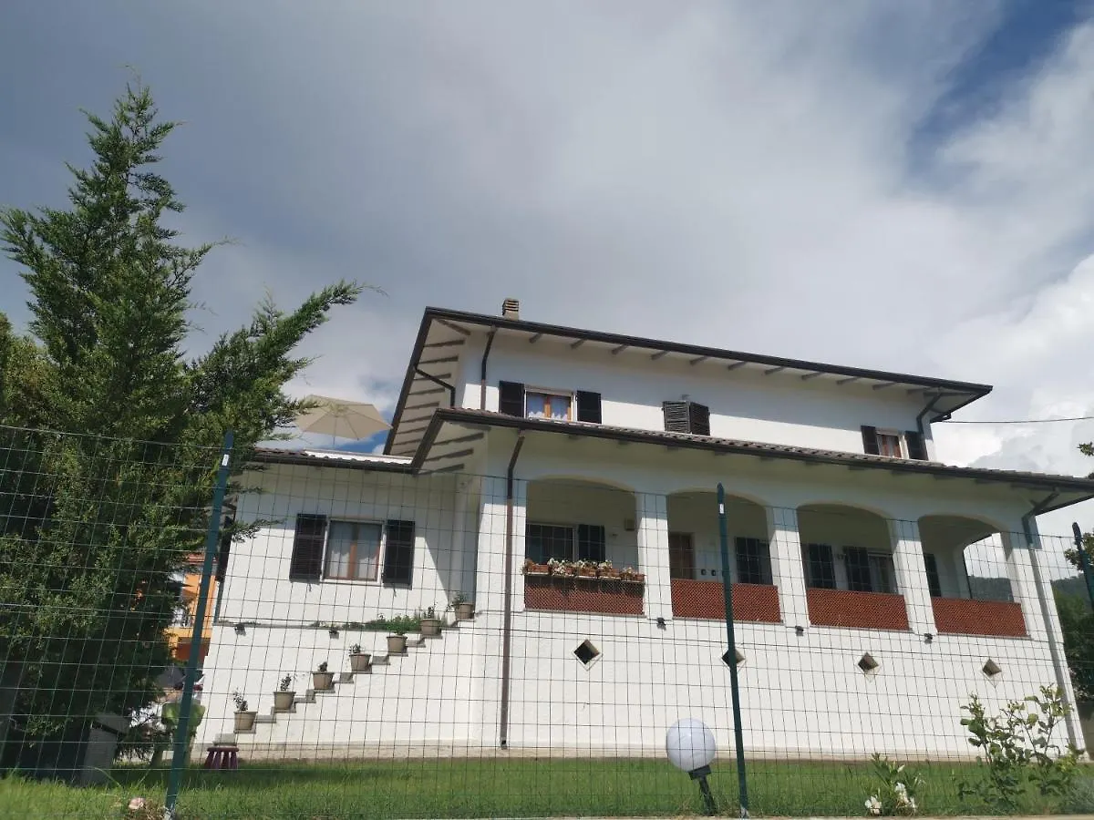 Villa Flora Affittacamere Luni Italy